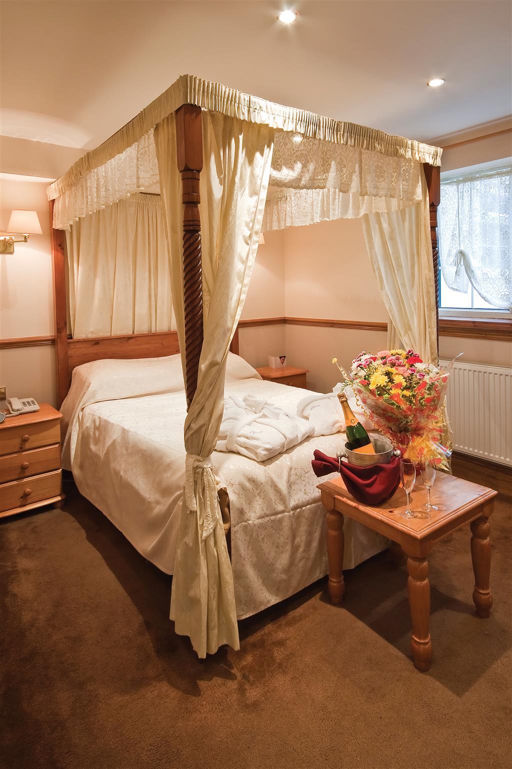 Bury Ramsbottom Old Mill Hotel And Leisure Club エクステリア 写真
