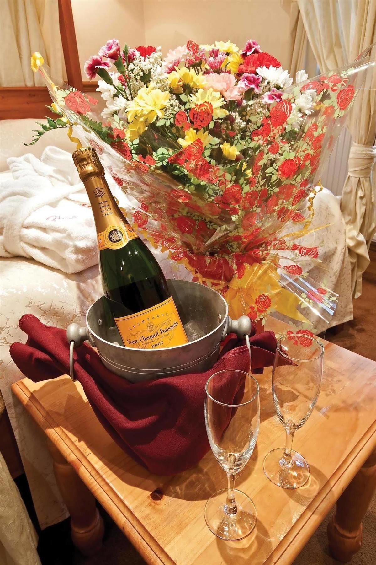 Bury Ramsbottom Old Mill Hotel And Leisure Club 部屋 写真